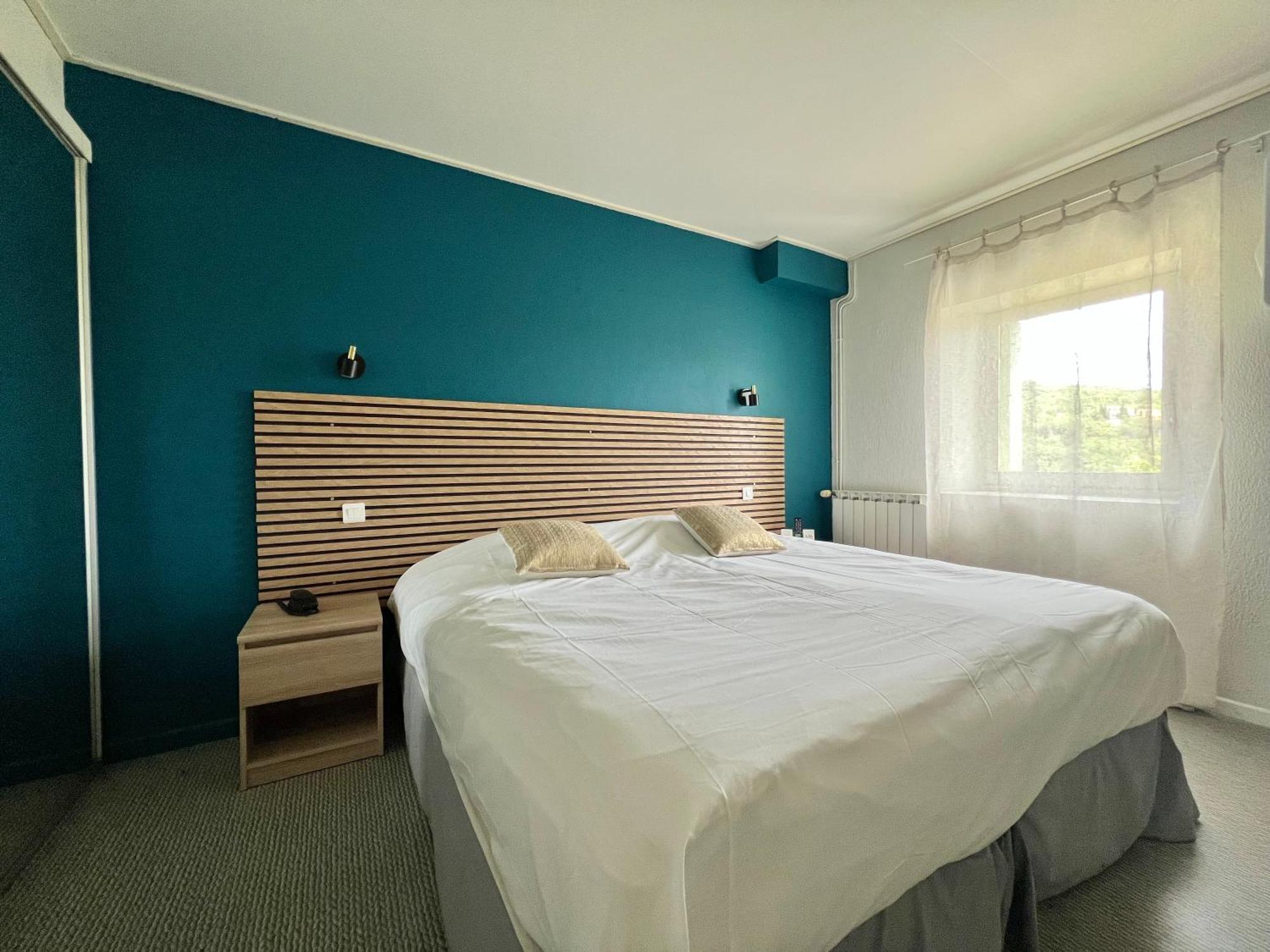Logis Hotel Restaurant Des Thermes Lamalou-les-Bains Exteriör bild