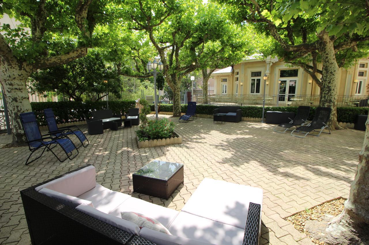 Logis Hotel Restaurant Des Thermes Lamalou-les-Bains Exteriör bild